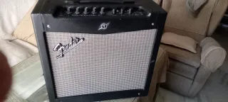 Amplificador Guitarra Fender Mustang II