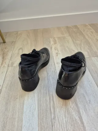 Zapatos de tacón negros