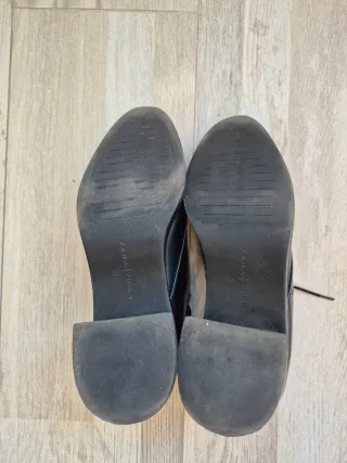 Zapatos de tacón negros