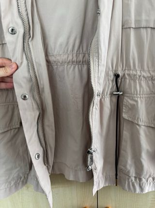 Chaqueta parka beige