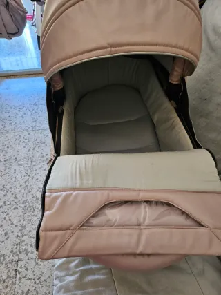 Carrito de bebé rosa junama