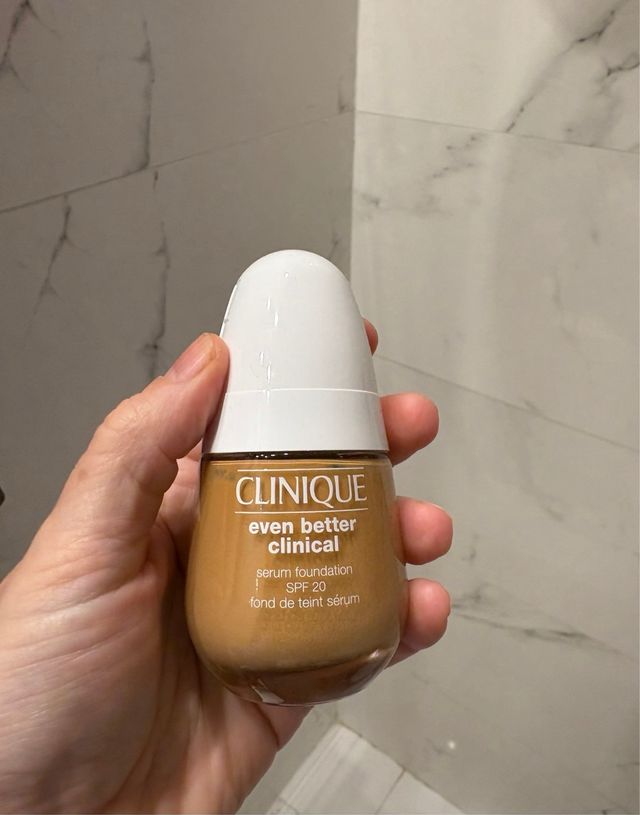 Clinique Even Better Clinical Serum Foundation SPF