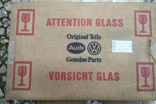 VW Golf 1/ VW T3 - Vidro Direito Abrir para fora