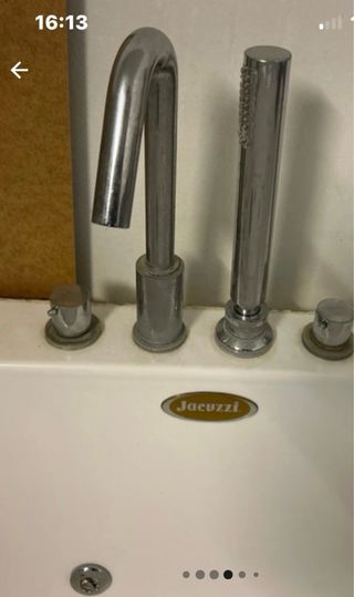 Vasca idromassaggio funzionante