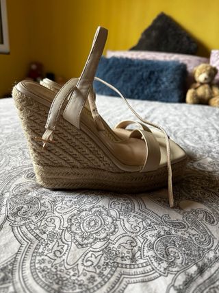 Sandalias RAID beige nuevas