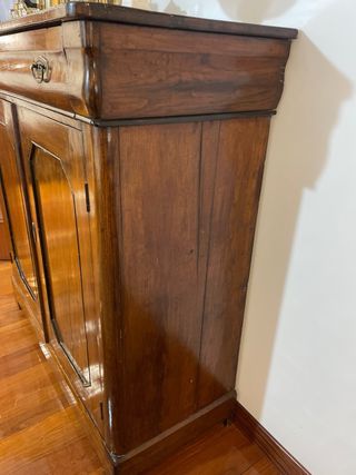 Alacena o Aparador antiguo de madera URGE VENDER