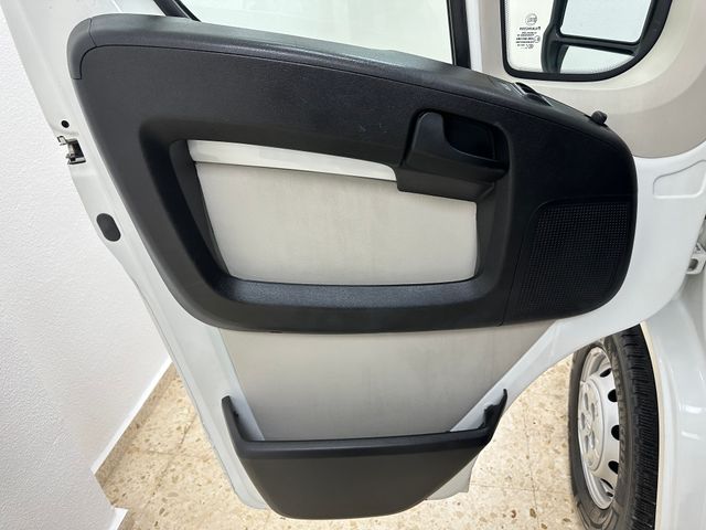 Peugeot Boxer 2017 L2H2