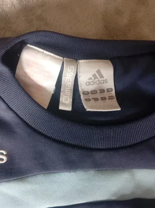 SUDADERA DEL REAL MADRID DE ENTRENAMIENTO TALLA M