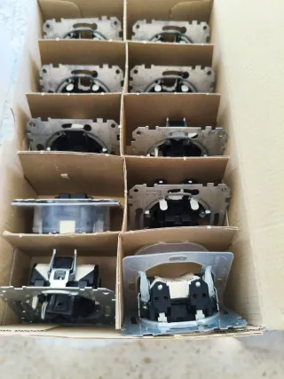 Lote interruptores, conmutadores y marcos dobles