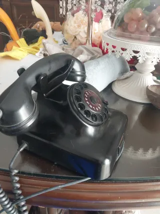 Teléfono antiguo Siemens negro