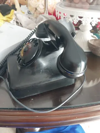 Teléfono antiguo Siemens negro