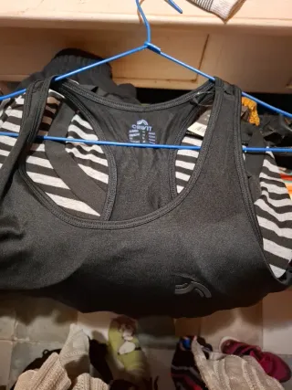 Camiseta tirantes CRIPFIT fitness negra Talla M-42