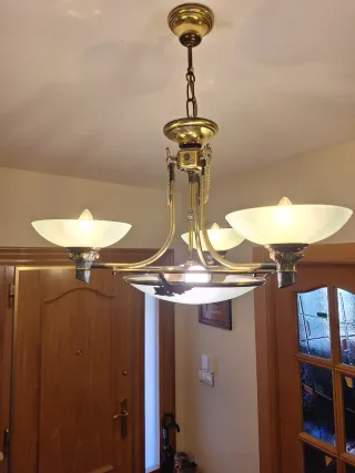 Lámpara de techo latón 4 tulipas