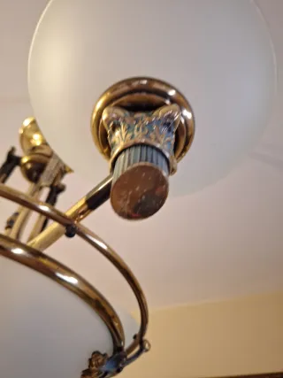 Lámpara de techo latón 4 tulipas