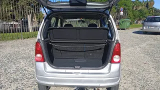Opel Agila 2004