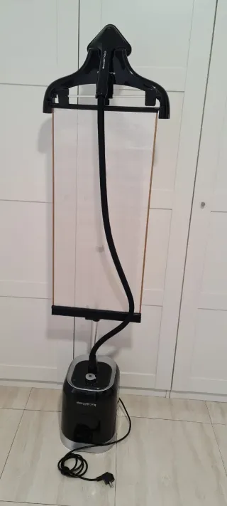 Centro de Planchado Vertical Rowenta