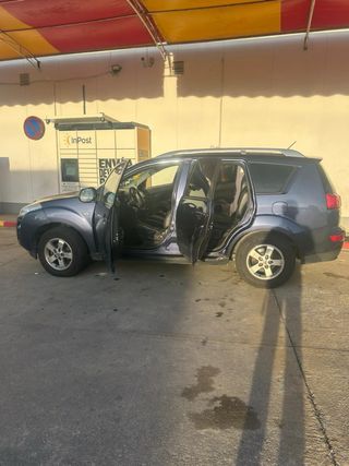 Peugeot 4007 2008