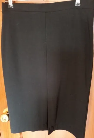Falda lápiz negra