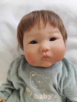 Bebé Reborn Asiático