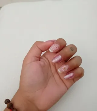 Servicio de Manicura y Uñas a Domicilio