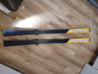 Esquís Atomic 170cm