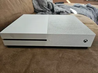 Xbox one S 1TB