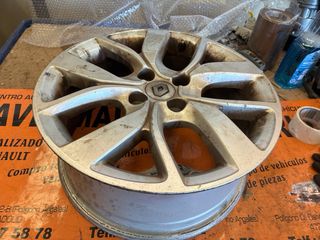 Llanta Renault 16 4 tornillos