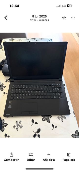 Ordenador Portátil Toshiba Negro con Pegatinas