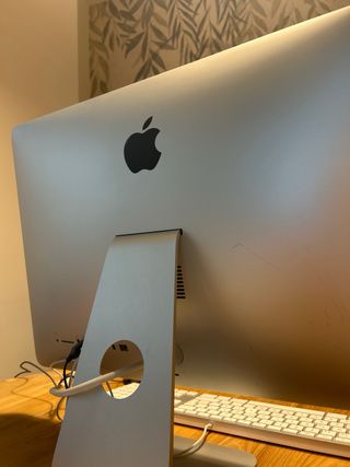 iMac 2012 con Teclado y Ratón Apple