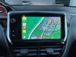 Peugeot 208 82cv  Signature 5p