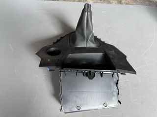 Consola Central y Funda Palanca Berlingo