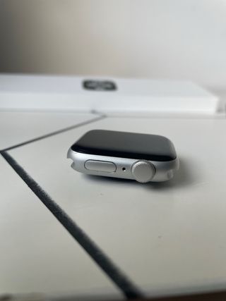 Apple Watch SE 2 40mm GPS Azul/Plata