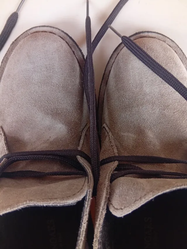 Scarpe unisex grigie tipo Clarks