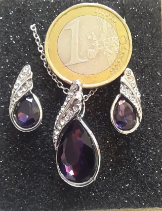 Conjunto lágrima granate y plata