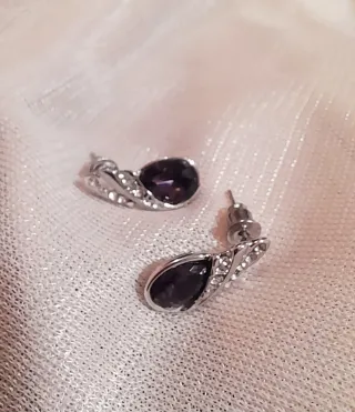 Conjunto lágrima granate y plata