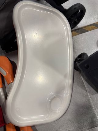 Trona infantil con divertido diseño