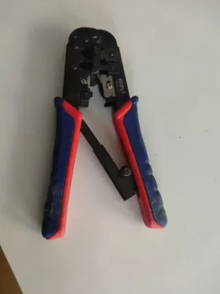Herramienta Crimpadora RJ45/RJ11 KNIPEX 97 51 10