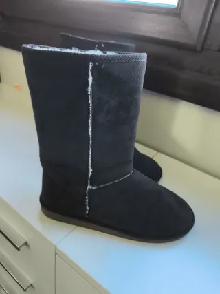 Botas borreguillo marrón oscuro Talla 40