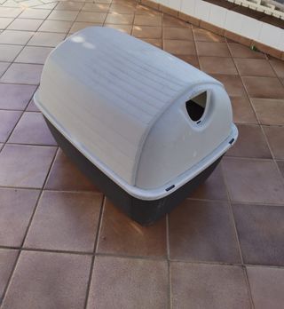 Caseta Perro Grande Resina