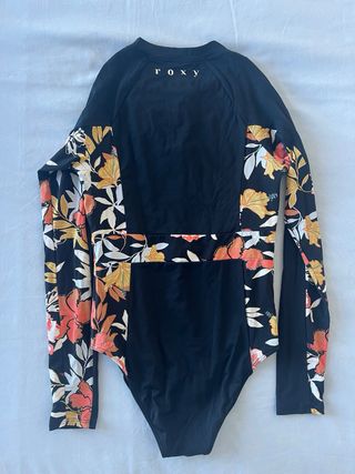 Bañador Roxy manga larga floral
