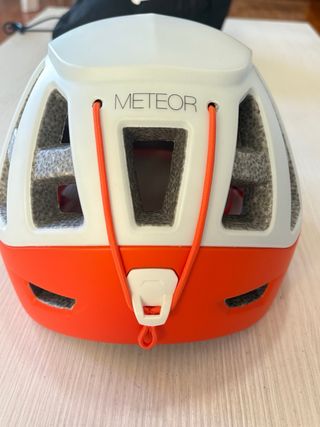 Casco Petzl Meteor Montaña con bolsa original