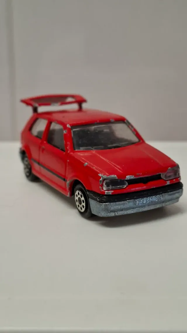 Coche Majorette Volkswagen Golf
