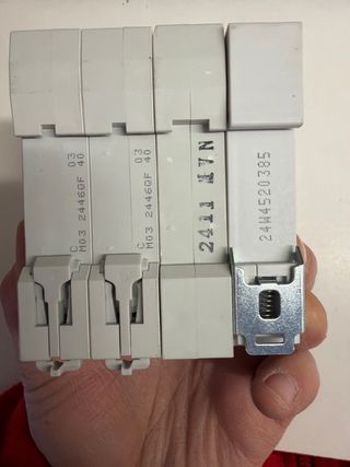 Famatel AUSP-20J/2 C40 diferencial Sobretension