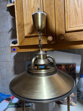 Lámpara antigua de latón y cristal