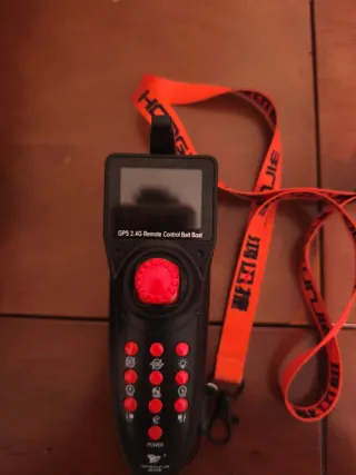 Barco Cebador HJ817 GPS 12V 20.000 MAH