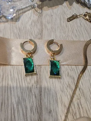 Conjunto joyería Esme oro y verde