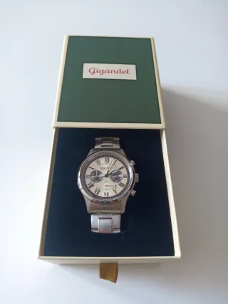 Reloj Gigandet Hombre Caja y Correa Plateada