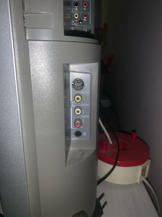 Televisión Toshiba 40 Gris