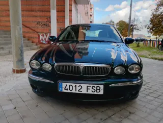 Jaguar X-Type 2007 distintivo b