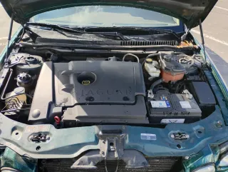 Jaguar X-Type 2007 distintivo b